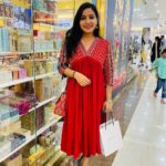 Alphy Panjikaran Instagram - Weekend special @lulu_mall @babi_rashid 📸🤗 #weekend #special #lulumall #kochi #shopping #food #roaming #enjoy #onamvibes #instagram LuLu Mall Kochi