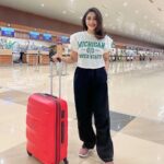 Ameya Mathew Instagram - നമ്മ ഊര് ബംഗളൂരു…! ✈️ 🤩. . 📸 @kirankatticaran 😘 Kempegowda International Airport, Bangalore