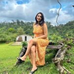 Ameya Mathew Instagram - ഈ പ്രകൃതി വളരെ സുന്ദരമാണ്... ഈ ക്യാപ്ഷൻ വായിക്കുന്ന നിങ്ങളോരോരുത്തരും പോലെ....🍃🌴🌱🥰 . 📸 @kirankatticaran 😘 Coorg,Karnataka