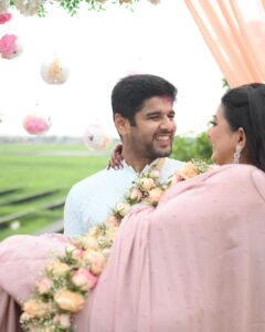 Anamika Chakraborty Instagram - To new beginnings, to us! 
We made it. 🥂 ❤️

28.06.2023 🧿 

Makeup @ig_baishakhi 

Captured by @abhisheksrivastavafilms @james_suraj_barwa  @suvro_adhikary @i_m_d810 

Decor by @calendar_events_official
