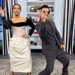 Anil Kapoor Instagram - JHAKKAS!!!!! 🤩🤩🤩🤩 When you have two of India’s BIGGEST movie stars in studio, you MUST dance to one of their superhit songs!! Tap that link in the show’s bio for our FULL interview with @anilskapoor and @bhumipednekar!!! #AnilsKapoor #BhumiPednekar #ThankYouForComing #Bollywood #MyNameIsLakhan #TIFF2023