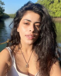 Anisha Victor Instagram - 🌳🪵🌴 
Of mangroves and birdwatching 🦅 #mangrove #salimAli #birdsanctuary #goa #boatride 🚤