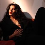 Anisha Victor Instagram - 🐦‍⬛🖤 📷 @catswhisker #portraits #homestudio #zaraindia #stylebyand #igobacktoblack