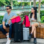 Apoorva Arora Instagram - Lost and found in Singapore 🩷 Out on @mxplayer Produced by- @1947.productions @nishchaygogia Directed by- @harshddedhia DoP- @jaybhansaliofficial