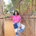 Apoorva Arora Instagram - When you have a photoshoot at 3 and yoga class at 4 Or a desperate need to cover up your lack of poses using done to death jokes