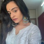 Apoorva Arora Instagram - 🤳