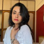 Apoorva Arora Instagram - Had a good hair day for 5 minutes 🤌🏼