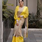 Arya Instagram - VISHU 2023 🌼❤️ Saree @kanchivaram.in Pc @nithin_c_nandakumar Jewelry @ezerjewellery MUA @shoshank_makeup Styling @sabarinathk_ #vishu2023 #vishu #2023 #sareelove😍 #festival #festiveseason #festivevibes✨ #happiness #mallugram #dressup #makeup #smile #aryabadai