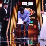 Arya Instagram - Counting my blessings a million times for moments like this ❤️ Thank you to my parents for this life .. 😍 #lalettan #hisbirthday #biggboss #biggbossmalayalam #season5 #happiness #blessed Mumbai - मुंबई