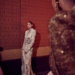 Athiya Shetty Instagram - @anamikakhanna.in 🤍 An honour to have walked for such a beautiful artist and human being. Thank you for having me, @fdciofficial.