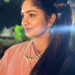 Bhavya Gowda Instagram - 🤍 Are you guys missing pooja???? #kannada #kannadaactress #bhavyagowda670 #geethaserial #geethaserialbhavyagowda670 #colors #colorskannada #actor #actresses #telgu #telguactress #starmaa #kks #kalisiuntekaladusukhamserial #instagram #instagood #instadaily #insta #instafashion