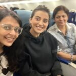 Bidita Bag Instagram - Made new friends in flight. Hello @singhakshara 😍🤗❤️ Note: Took mask off just for the selfie