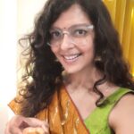Bidita Bag Instagram - Happy Diwali 🤗🕯️ Photo @___pujakuley__ Thankoo @___pujakuley__ @darshanabanik for the diwali Bengali style treat 😋 Thank u @jazimsharma and ur wifey for this beautiful saree 🤗 #happydiwali🎉