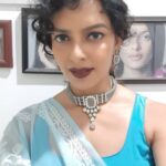 Bidita Bag Instagram - 😁💙 #sareelove #houseplants