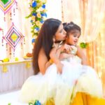 Charu Asopa Instagram - Your are my everything mera bachha… can’t even imagine my existence without you ❤️🧿. Love you my princess. Happy daughter’s day my jaan. 😘