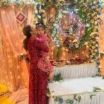 Charu Asopa Instagram - Ganesh Chaturthi day 1 ❤️🧿