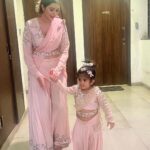 Charu Asopa Instagram - Happy Janmashtami to everyone❤️🙏 Hathi ghoda Pallki Jai Kanhaiya lal ki 🙏 @littleens_official