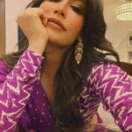 Chitrangada Singh Instagram - 💜 #preeventselfies .. n some #phulkarilove ❤️ #photodump #sareelove