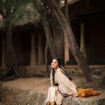 Delna Davis Instagram - Embracing the vibrance of Onam in every thread of my saree. Saree designed by @hinastitchandstyle . Mua @kalaiartistry . 📸 @dhanush__photography . Hairstylist @akila_hairstylist . Ornaments @rahman_jewellery . #onamtradition #onam2023 #onam