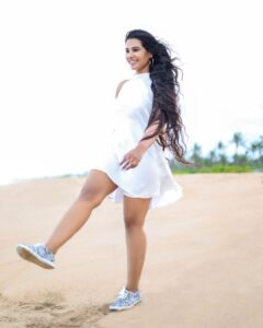 Dhivya Duraisamy Instagram - 🤍🤍 Costume @designed_by_sindhu Pc @evidencemaker Retouch @sabu.dxb