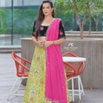 Diksha Panth Instagram - Be okay with waiting alone until you’re VALUED😊 #instalike #instadaily #instamood #loyalty #diikshhapanth #follow #instagram #followme PC : @akashchatlaniphotography Outfit : @kavya_pooja_designstudio MUA : @rjsplendour_makeup_artistry Shoot coordinator : @navneeth_bhansali The Park Hyderabad