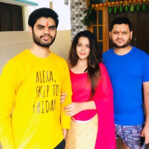Diksha Panth Instagram - Rakhi 2020😇 #love #peace #loyalty #berealbetrue #deekshapanth