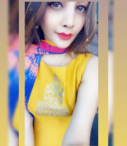 Diksha Panth Instagram - You’ve got to be willing to loose everything to gain yourself 😊 #love #peace #loyalty #berealbetrue #deekshapanth