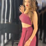 Diksha Panth Instagram - Confidence is not they will like me, Confidence is I’ll be fine if they dont😎 #love #peace #loyalty #berealbetrue #deekshapanth #swipeleft #follow Outfit: @arka_by_divya_kanigalupula MUA : @sareo_mua