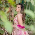 Diksha Panth Instagram - It’s better to wait long than to marry wrong 😊 MUA : @wow_bridal_studio Styling : @style_up_with_srushti Outfit : @sauchikabymounika #diikshhapanth #follow #instagram #followme #instagram #instadaily #dikshapanth #deekshapanth #instalike #explore