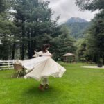 Elli AvrRam Instagram - For the love of Flowers and Serenity🍃🌸 Thank you Pahalgam. #traveldiaries #pahalgam #kashmir #heavenonearth #paradise #serenity #india #thankyou #elliavrram #yourstruly #indiawithelli Pahalgam Kashmir