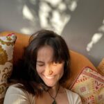 Elli AvrRam Instagram - Bleached & colored hair GOODBYE✂️💇🏻‍♀️ Having my natural hair color again, after 15 years!!! Remembering my teenage days❤️ #new #haircut #feeling #great #backtoschool #days #elliavrram #yourstruly