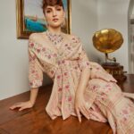 Elli AvrRam Instagram - She said, my advice is: Attempt the Impossible. So I did🌸✨ Magazine: @culturedwedding Managing Editor: @yadav_manjeet Business Head: @divyanijain1925 Photographer: @nikhilshenoyphoto Stylist: @juhi.ali Make-up & Hair: @mehrasilky Outfit: @paulmiandharsh Jewellery: @ghanshyamdaskotawala @ashishkotawala Ring: @shagnaofficial Location: @the.venya Co-ordinated by: @nadiiaamalik #elliavrram #yourstruly