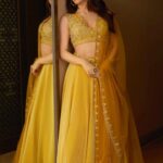Elli AvrRam Instagram - 🐥💛 Photographer @mayur_butwani M&H @fab_beauty___ Styled by @ipshita_bhatnagar Wearing @kalkifashion x @mintandmilkpr Accessories : @minerali_store #ElliAvrRam #yourstruly