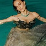Elli AvrRam Instagram - Come join the Mermaidination if you’re not afraid of water🧜🏻‍♀️ Magazine: @culturedwedding Managing Editor: @yadav_manjeet Business Head: @divyanijain1925 Photographer: @nikhilshenoyphoto Stylist: @juhi.ali Make-up & Hair: @mehrasilky Outfit: @kalkifashion Jewellery: @ghanshyamdaskotawala @ashishkotawala Location: @the.venya Co-ordinated by: @nadiiaamalik #elliavrram #yourstruly #mermaid