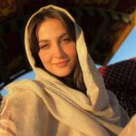 Elli AvrRam Instagram - #grateful Another dream come true❤️ What’s life if we don’t dream? And what’s life if we don’t go for our dreams? Small or big, doesn’t matter, but I do believe dreaming, keeps the heart alive🙏 #keepdreaming #stayalive #india #kashmir #srinagar #elliavrram #yourstruly #indiawithelli
