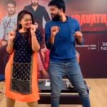Ester Noronha Instagram - Idli Chutney with @rjmahionair 🤭😋🥳🥰 Fun amidst IRAVATHAM promotions 😜 #idli #chutney #idlichutney #instareels #crazy #madness #fun #funtimes #lovelaughlive #laughter #workandplay #dance #dancereels #southindian #trending #iravatham #promotion #telugumovie #tollywood #Godbless #muchlove Hyderabad