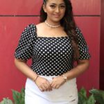 Ester Noronha Instagram - Elegance must be the right combination of Distinction, Naturalness, Care and Simplicity...🖤 MUA : @pawar3496 #aboutyesterday #rangbharebaadalse #hindimovie #pressmeet #mumbai #nofilter #hairstyle #makeup #costume #smile #elegance #distinction #naturalness #care #simplicity #combination #balance #blackandwhite #retrostyle #grateful #blessed #thankyou #thankyouJesus #thankyouGod #Godbless #muchlove Andheri,Mumbai