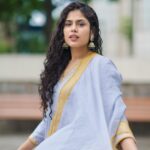 Faria Abdullah Instagram - 15 days to go! #thejengaburucurse on #SonyLiv! Styled by @officialanahita Kurta: @brijlatagupta Photography: @_anupphotography