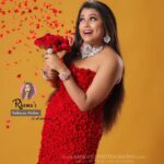 Farina Azad Instagram - Love panunga sir , life nalla irukum Apdinu evanadhu sonna serupala adi (pugal style ) 😜 Happy valentine’s day TEAM: ORGANISED BY: @rhema_ashok ARTIST: @farina_azad_official MUA: @rhemas_bellezza_atelier OUTFIT: @sisrksa.designerstudio DOP: @rangoli_photography HAIRSTYLIST: @flora_beauty_care05 JEWELLERY: @chennai_jazz LOCATION: @rangoli_the_artist_space