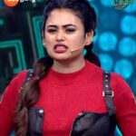 Farina Azad Instagram - இந்த உலகத்தில ஆண்களுக்கு பாதுகாப்பே இல்லயா 😂😂 Takkar Takkar | Today at 8.30pm. #RjVijay #Farina #TakkarTakkar #Anna #NewShow #ZeeTamil