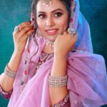 Farina Azad Instagram - Eid mubarak ❤️ Hair & make-up : @makeoverbykalpana Photography : @yazhphotography Jewellery : @gold_copy1486 Costume : @shringartrends Studio : @shotstocks.io