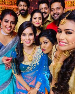 Farina Azad Instagram - Vintage bk

@akilan.spr 
  @arun_actor 
@kanmani_manoharan 
@roshniharipriyan 
@rupasree01 
@rishi0408 
@kaavyaarivumanioffl