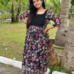 Gayathri Yuvraaj Instagram - #happymorning 👗 @hamsini_boutique 📸 @pranikadhakshu 🫰🏻