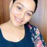 Gayathri Yuvraaj Instagram - 🖤 @hamsini_boutique