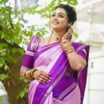 Gayathri Yuvraaj Instagram - 💜💜 One of the secrets of a happy life is continuous small treats.” 💜💜 Makeover @profile_makeover Hairstyle @mani_stylist_ Saree @lakshmiboutique2021 Blouse design @abarnasundarramanclothing