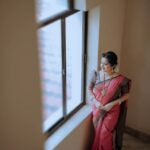 Gopika Anil Instagram - . Nothing feels as perfect as a saree ! ✨ 📸 @blackpaper_weddingphotography 💄: @azhak.makeover