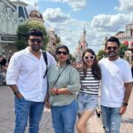 Hansika Motwani Instagram - Happiest birthday to my world . Our everything ❤️ thank you for being you and giving us your all . Love u Maa ❤️❤️❤️ Porto, Northern Portugal