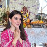 Hansika Motwani Instagram - happy Ganesh Chaturthi 🙏🏻🌺