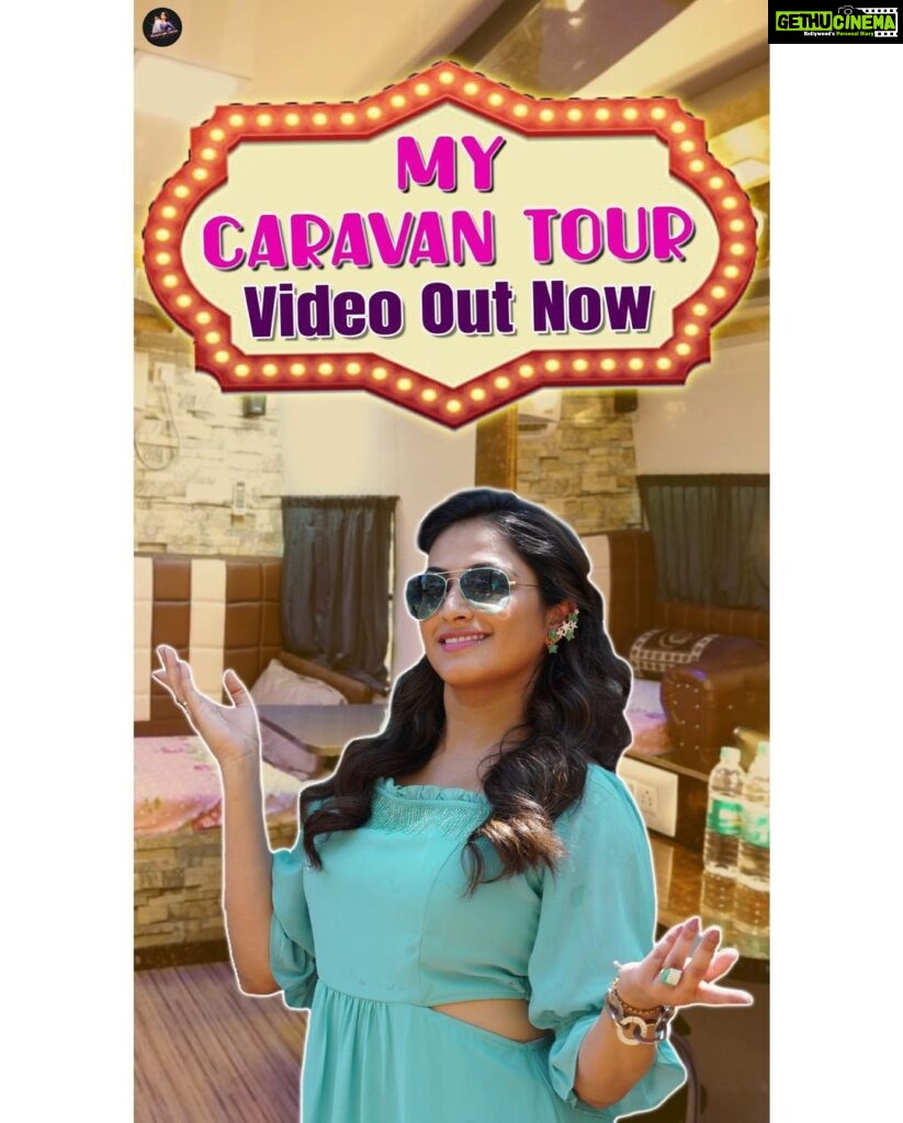 Hariprriya Instagram - Caravan tour 🥰 Link in the bio and story 😇 #youtubechannel #hariprriya #hariprriyasimha #caravan #shootmode