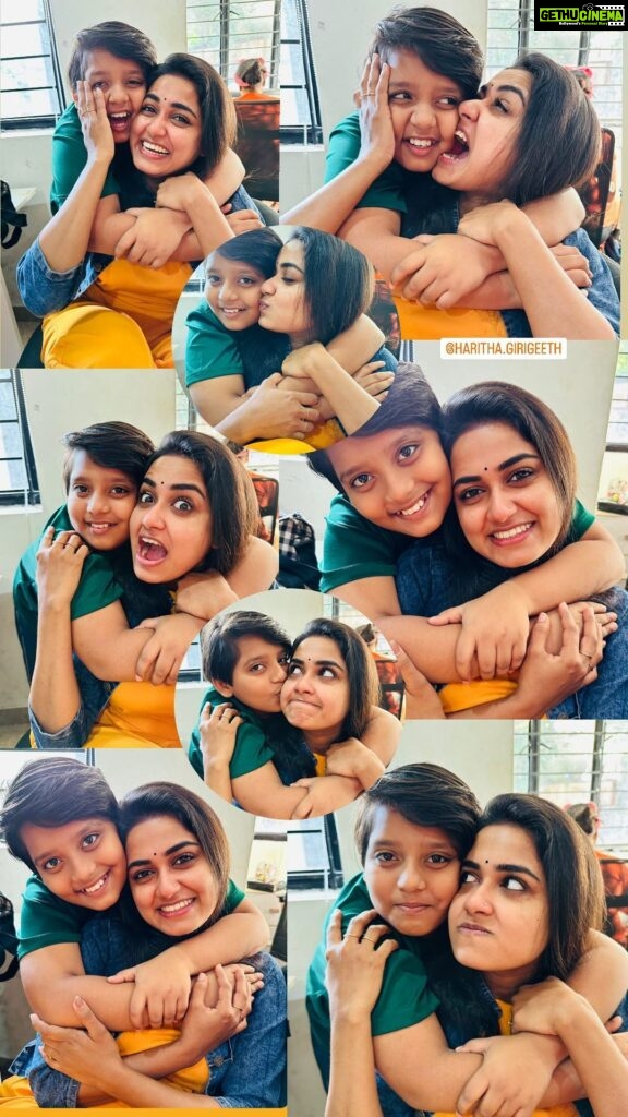 Haritha G Nair Instagram - A sister is a gift to the heart, a friend to the spirit, a golden thread to the meaning of life. @haritha.girigeeth Love you Chechi🫂😘Mi girlfrnd😍🤪♥. . . . . . . . . . . . .#sister #sisterlove #love#bonding #like #likesforlike #instagood #instagood #follow #followforfollowback #instagram